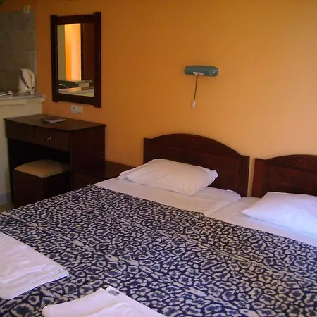 Aparthotel Aggelos Family 2*