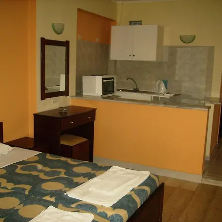 Aparthotel Aggelos Family 2*